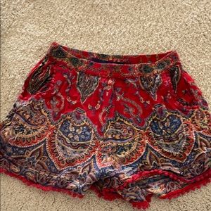 Paisley flowy shorts